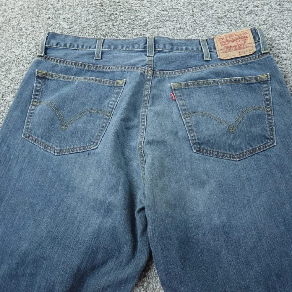VTG Levis Jeans Mens 38X32 Dark Blue Denim Pants 567 Loose Boot Cut Western‎ Y2K